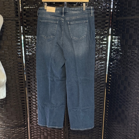 NYDJ Teresa Wide Leg Jeans
With Contoured Seams Romantic Indigo Size 10x31 - Picture 7 of 12